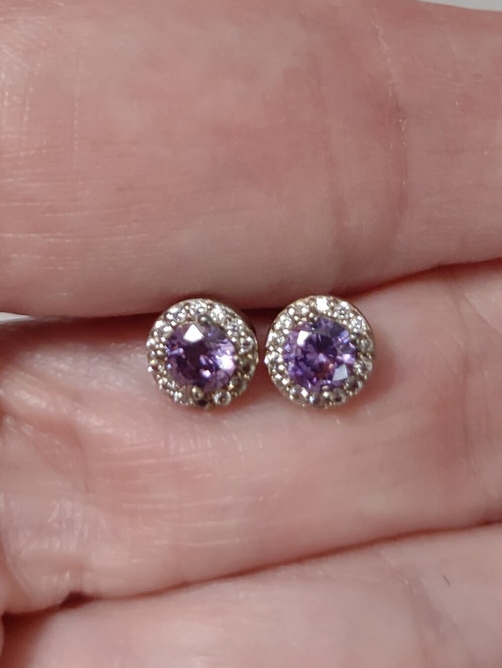 Amethyst Studs+Halo
